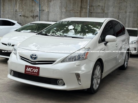 Toyota Prius V