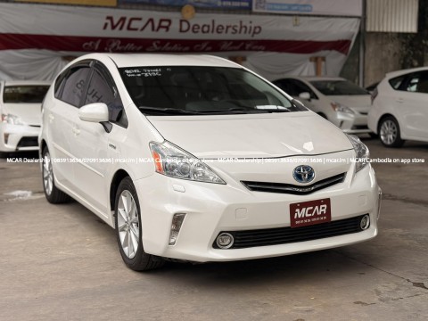 Toyota Prius V